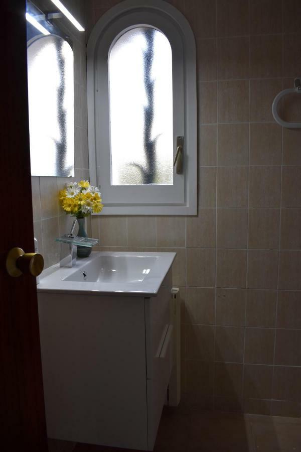 شقة Magnolia, Habitacion Matrimonial Con Bano Uso Privado, En Casa Compartida بالافروجيل المظهر الخارجي الصورة
